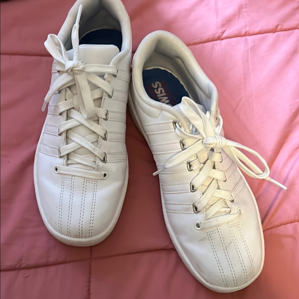 K-Swiss women’s White Sneakers